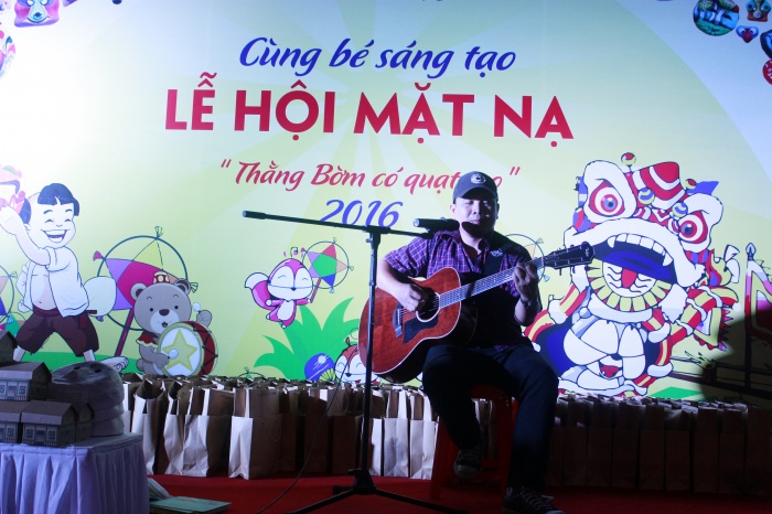 thieu nhi tp hcm lan dau tien vui trung thu phong vi bac bo