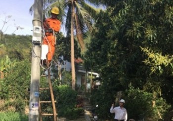 Hết lòng vì dòng điện