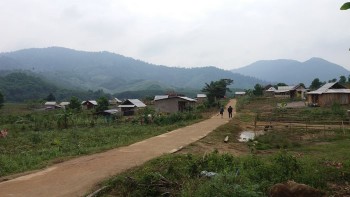 Bản vùng cao Cu Mực - Kăn Hoa chờ điện
