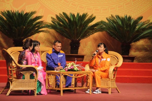 thi dua yeu nuoc la dong luc phat trien