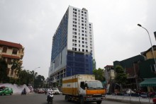 lao den the la cung