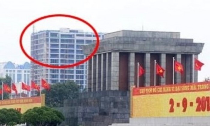 lai mot chuyen kho hieu o toa nha 8b le truc