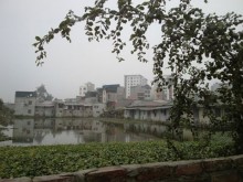 vu 8b le truc phai duoi ngay loai can bo nay