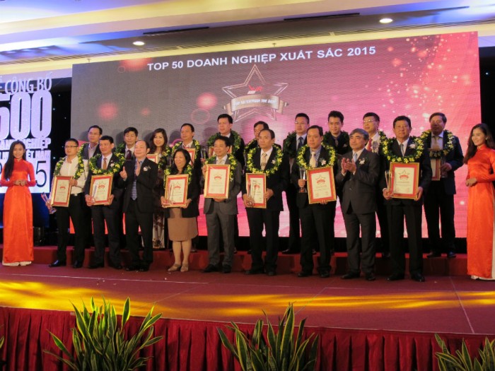 nhieu doanh nghiep nganh dau khi vao top vnr500