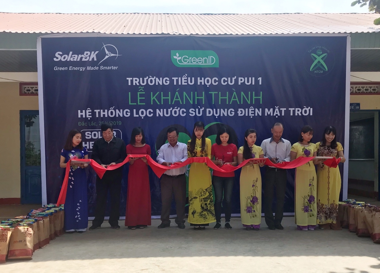 Trường Cư Pui 1 – Đắk Lắk được tài trợ hệ thống lọc nước sử dụng năng lượng mặt trời