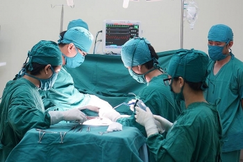 Cứu sống nam thanh niên bị vết thương thấu ngực mất 3 lít máu