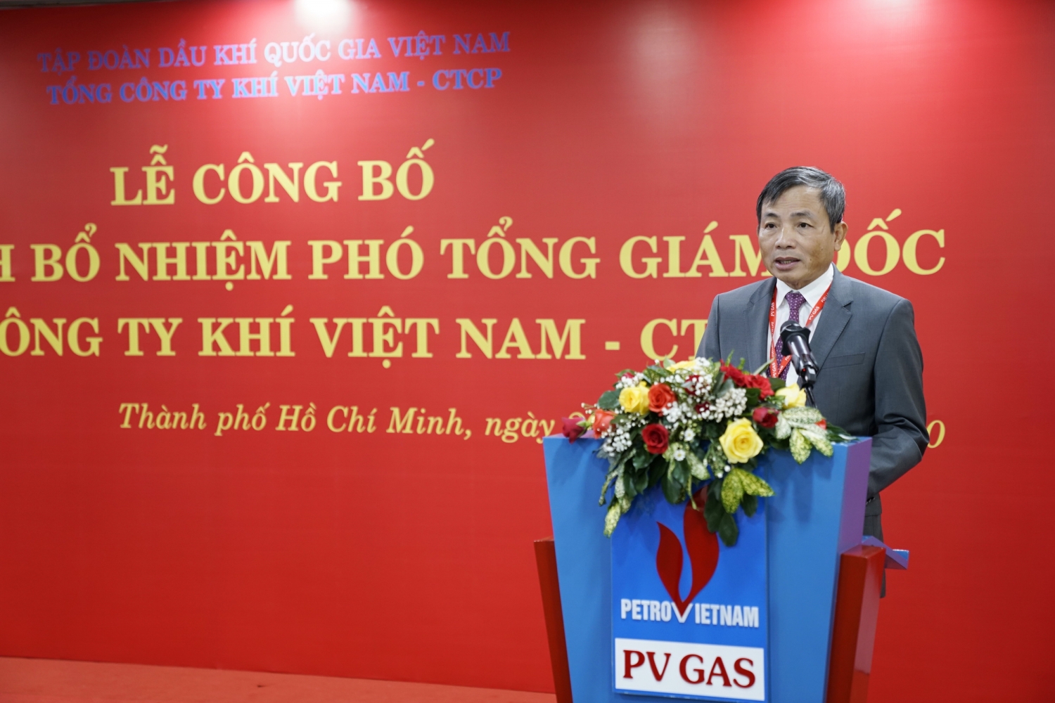 pv gas bo nhiem 2 pho tong giam doc moi