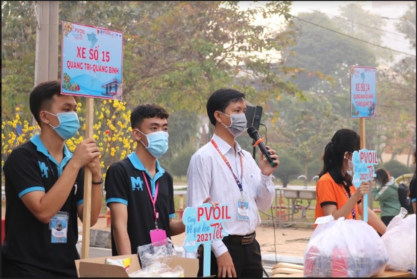 “Cùng PVOIL về quê đón Tết” – Hành trình đầy xúc cảm