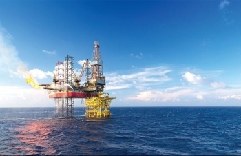 Chứng khoán 23/2: Cổ phiếu Dầu khí đồng loạt xanh khi giá dầu bứt phá