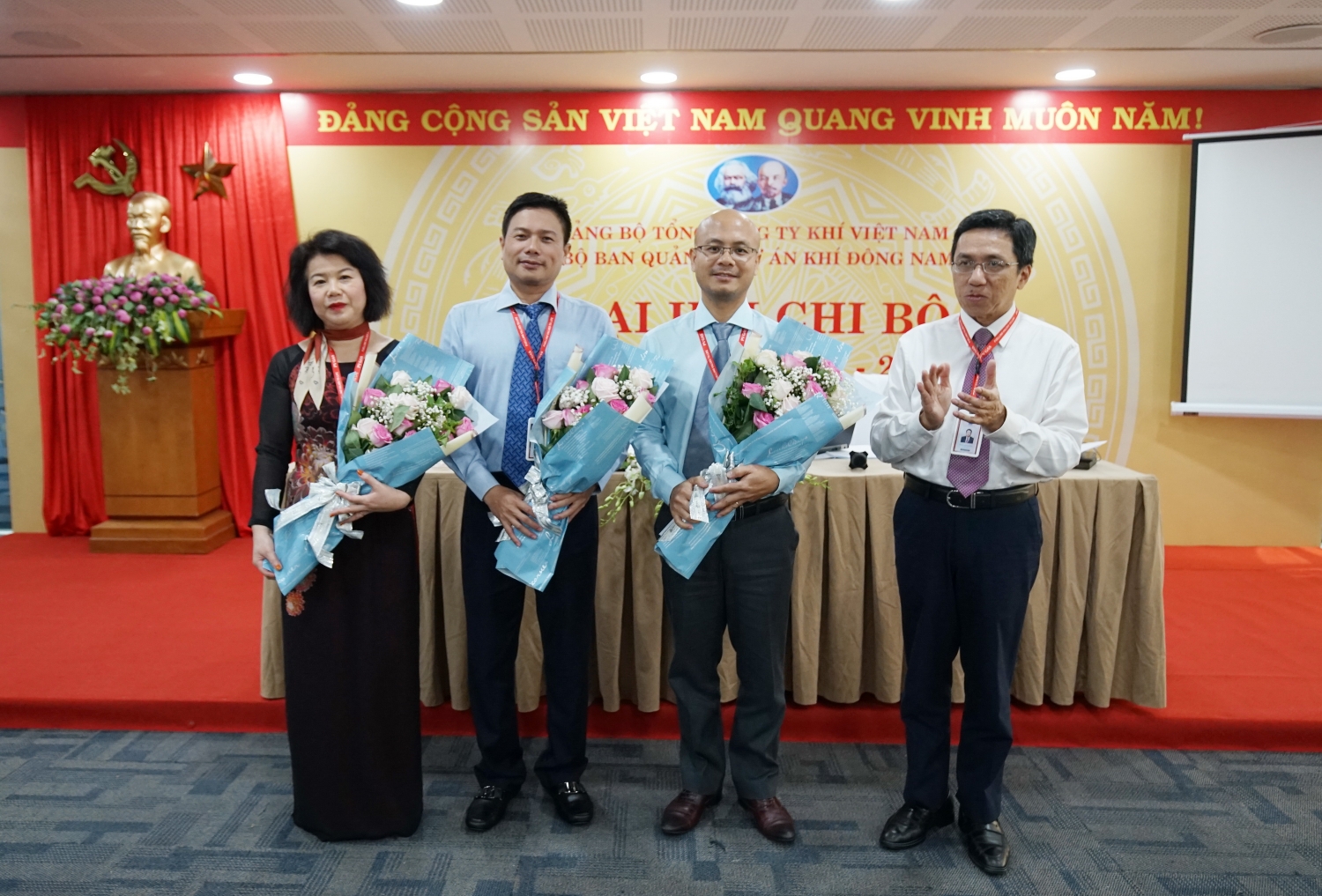 no luc quan ly trien khai cac du an khi trong diem
