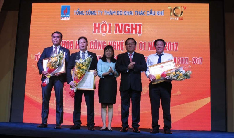 pvep tong ket 10 nam hoat dong sang kien sang che