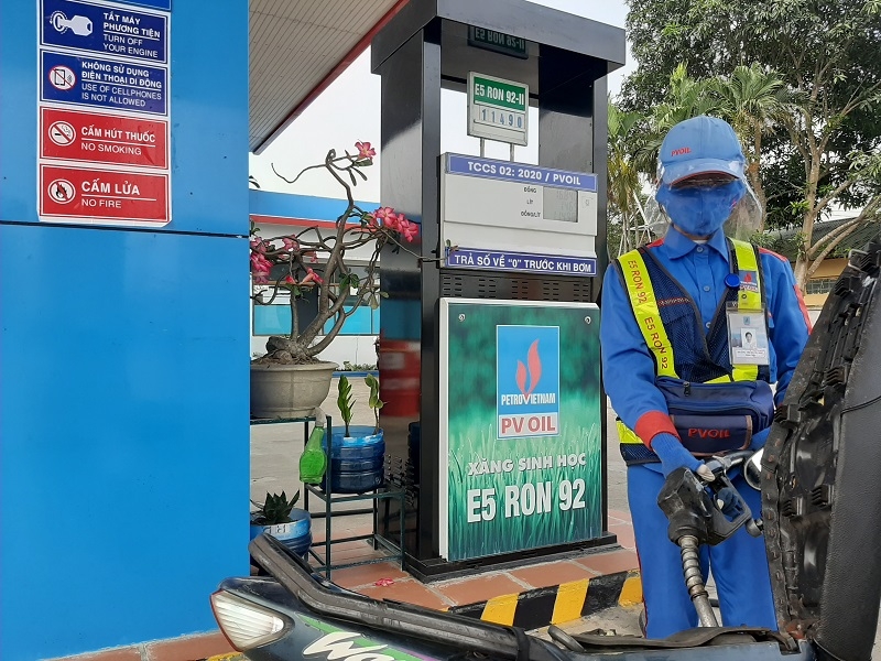 su chuyen minh cua cua hang xang dau hai lang pvoil thua thien hue