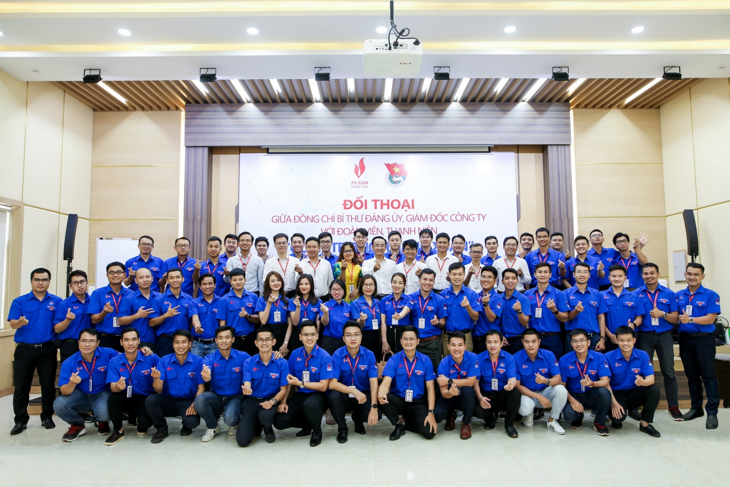  Đông đảo tuổi trẻ KVT tham gia buổi Đối thoại với Lãnh đạo KVT