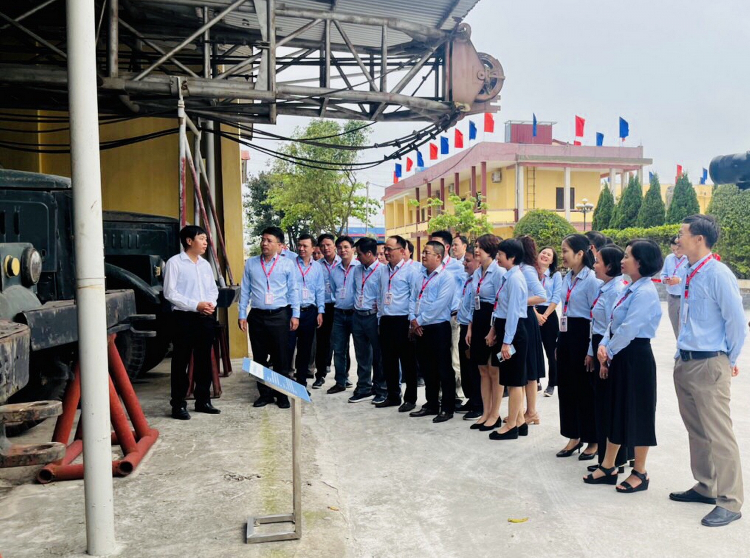 hăm “Khu lưu niệm công trình khai thác dầu khí đầu tiên tại Việt Nam” - tỉnh Thái Bình.