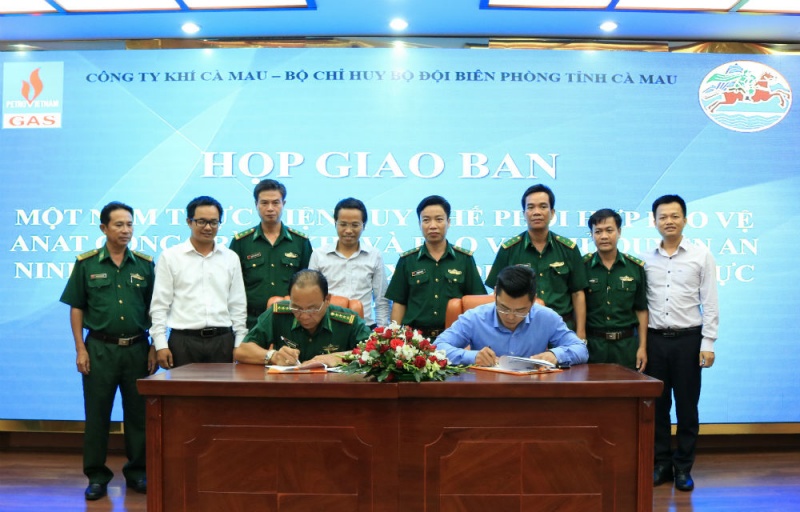 so ket 1 nam phoi hop voi bo doi bien phong tinh ca mau