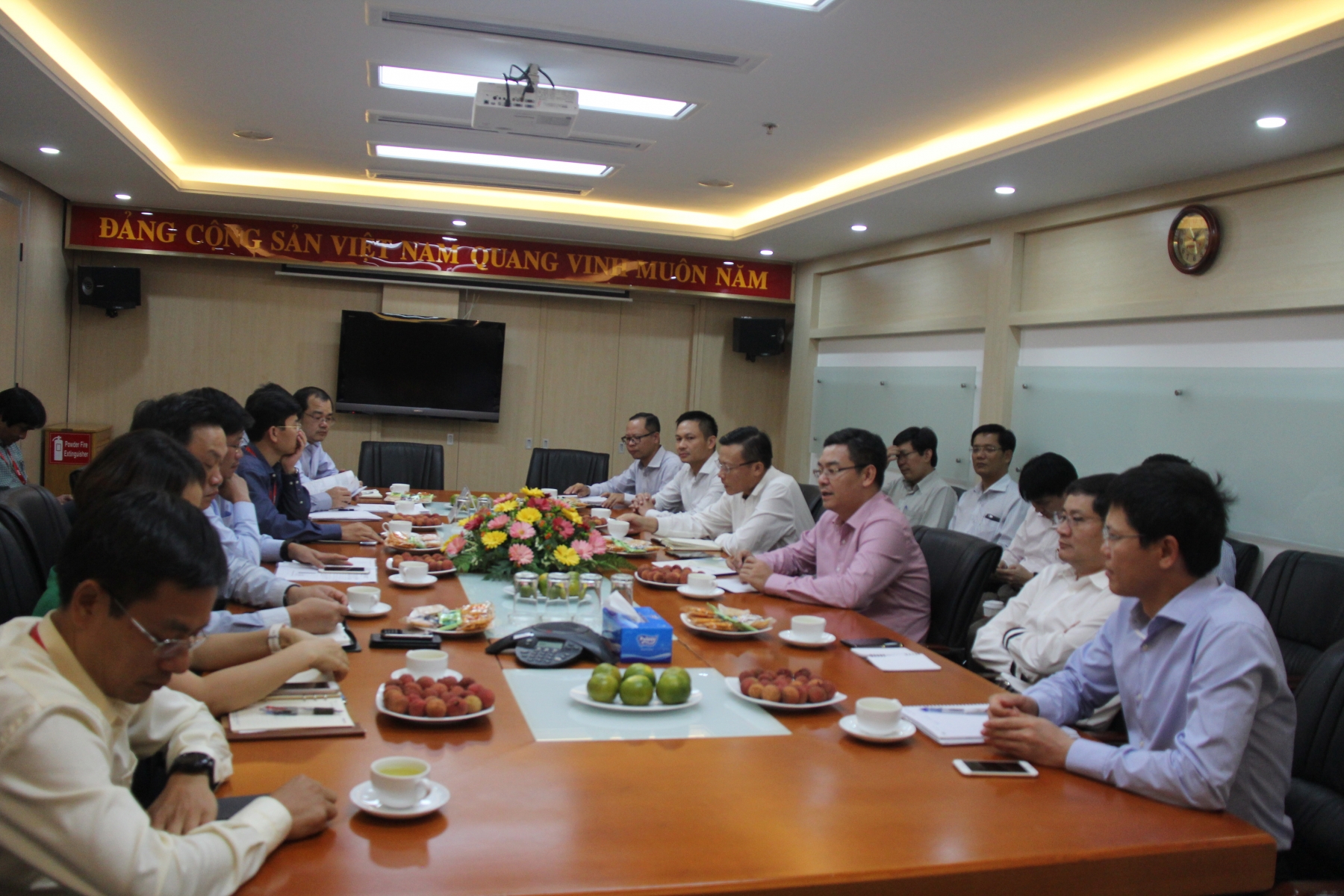 tan tong giam doc ptsc tham va lam viec tai cac don vi thanh vien