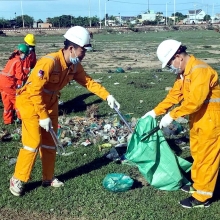 doi moi quyet liet khong ngung hoan thien
