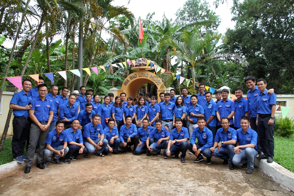 tuoi tre ptsc to chuc hanh trinh ket noi va se chia lan 2 nam 2018