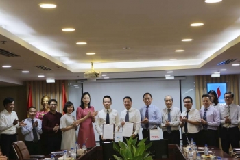 Hợp tác với Viettel - PVOIL mở rộng thanh toán điện tử cho khách hàng mua xăng dầu