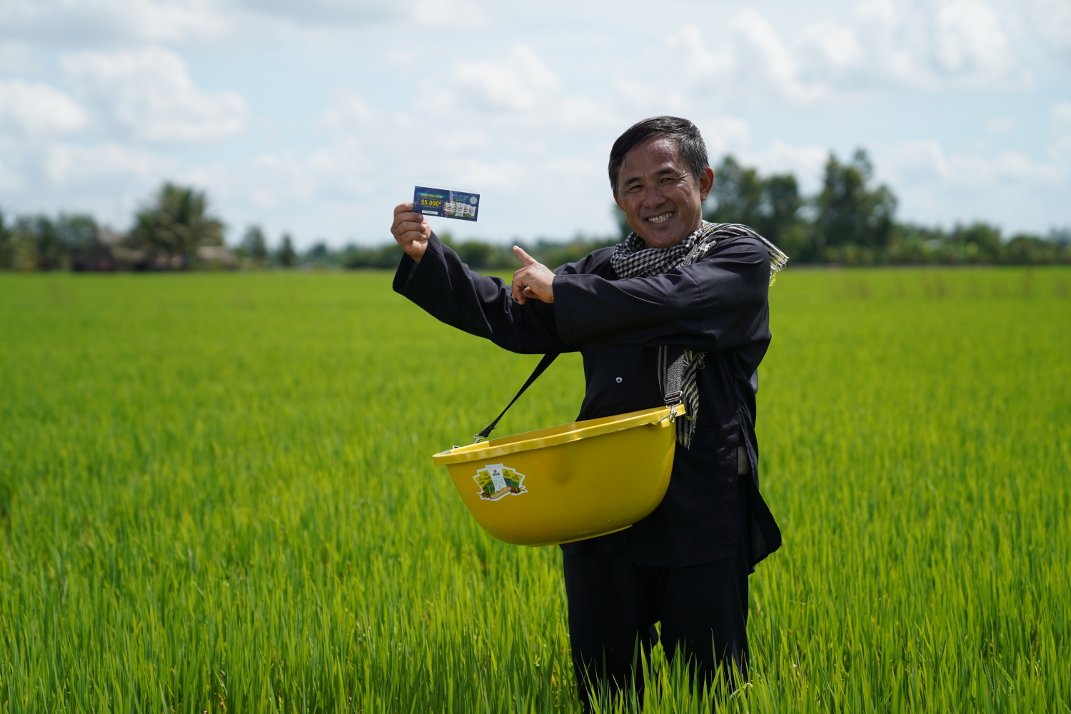 dam ca mau giup nong dan tim lai mua vang sau han man