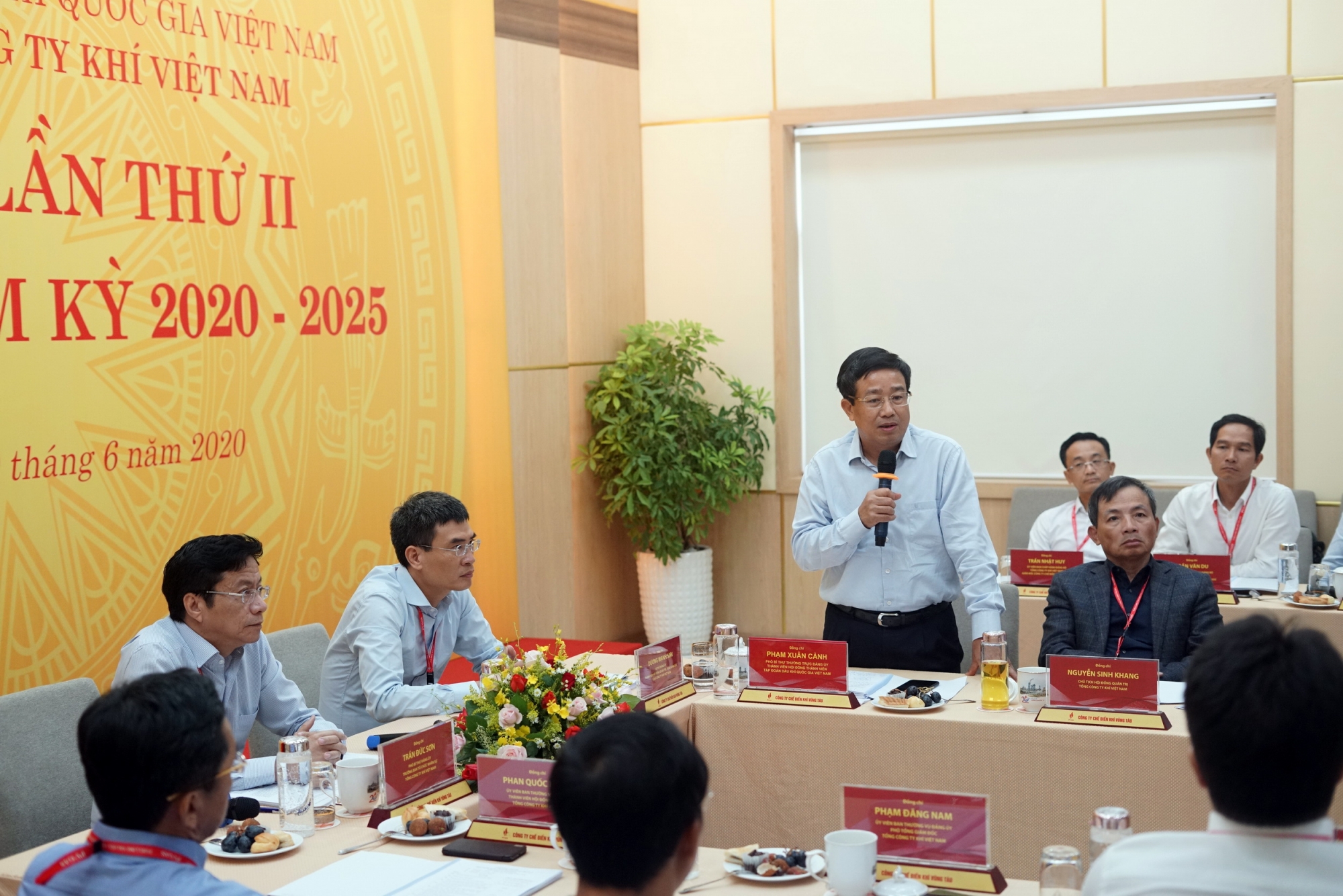 dang bo pv gas to chuc thanh cong hoi nghi ban chap hanh lan thu ii mo rong khoa x