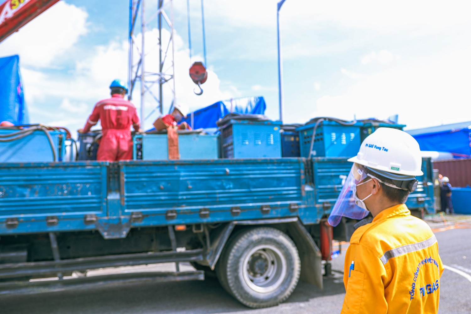 Đề cao các phong trào lao động sản xuất để đảm bảo hoàn thành kế hoạch năm 2021