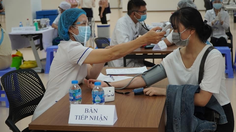 Khám sàng lọc trước tiêm