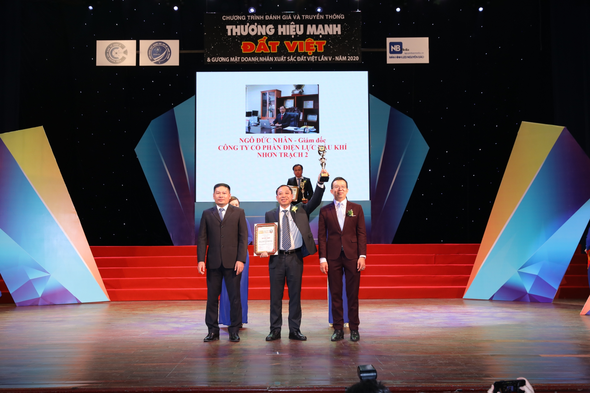 nt2 thuong hieu manh dat viet nam 2020