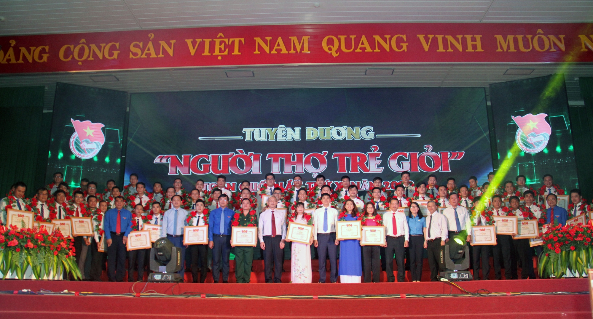 13 gương mặt Dầu khí được tuyên dương “Người thợ trẻ giỏi” toàn quốc lần XI năm 2020 13 guong mat dau khi duoc tuyen duong nguoi tho tre gioi toan quoc lan xi nam 2020