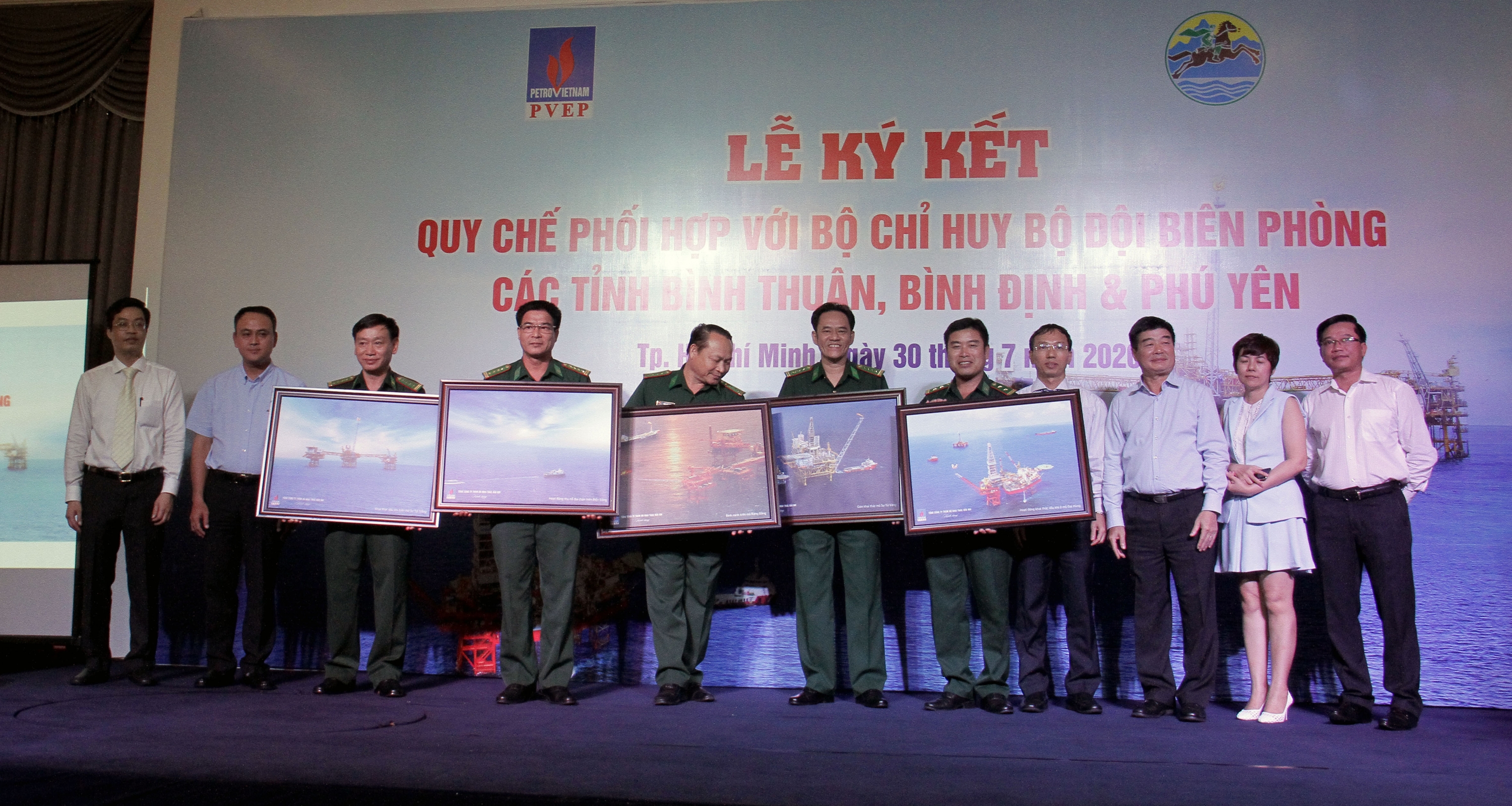 pvep ky ket quy che phoi hop voi bo chi huy bo doi bien phong cac tinh binh thuan binh dinh phu yen