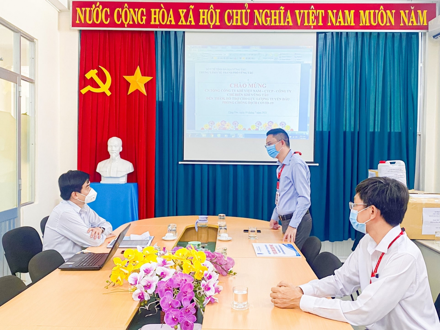 Trao đổi nhanh về tình hình phối hợp thực hiện phòng chống dịch bệnh theo Chỉ thị 16/CT-TTg tại Vũng Tàu