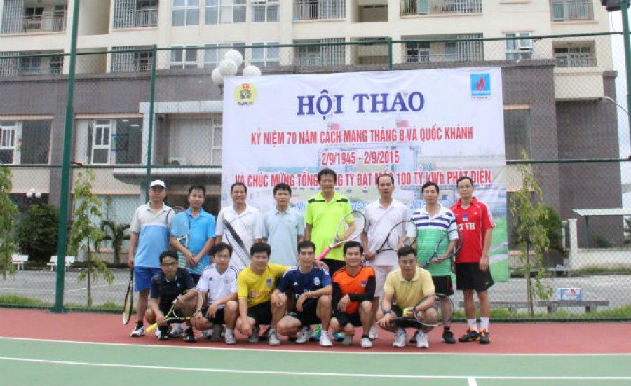 NT2 tổ chức hội thao mừng Quốc khánh 2/9