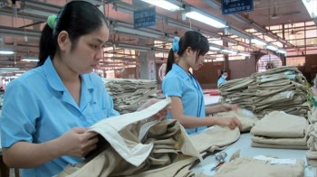Xuất khẩu dệt may tiếp tục tăng trưởng thấp