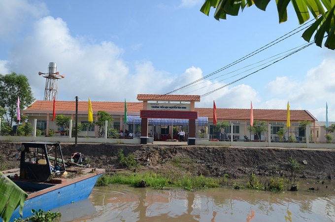 Đạm Cà Mau tài trợ xây trường học ở Mộc Hóa, Long An dam ca mau tai tro xay truong hoc o moc hoa long an