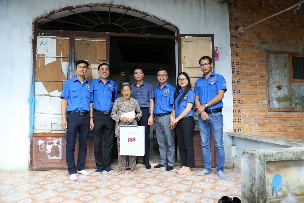 ptsc to chuc nhieu hoat dong tri an cac thuong binh liet si