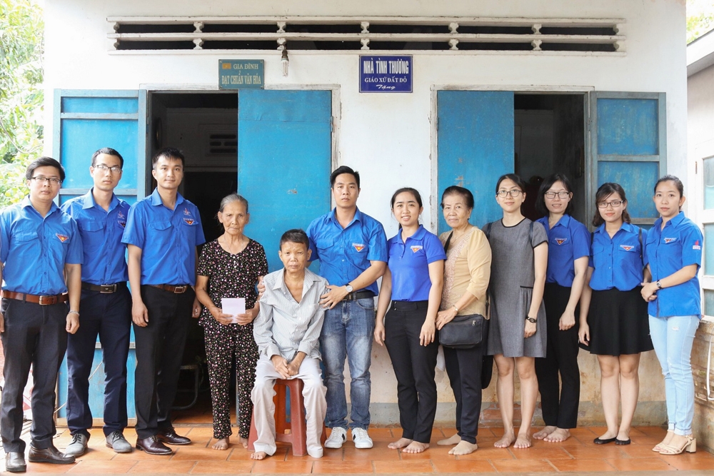 pv gas thuc hien nhieu chuong trinh asxh nhan cac ngay le thang 8 va thang 9