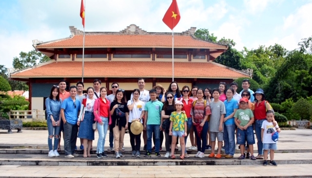 doan thanh nien pvgas tiep suc den truong tai tinh binh phuoc