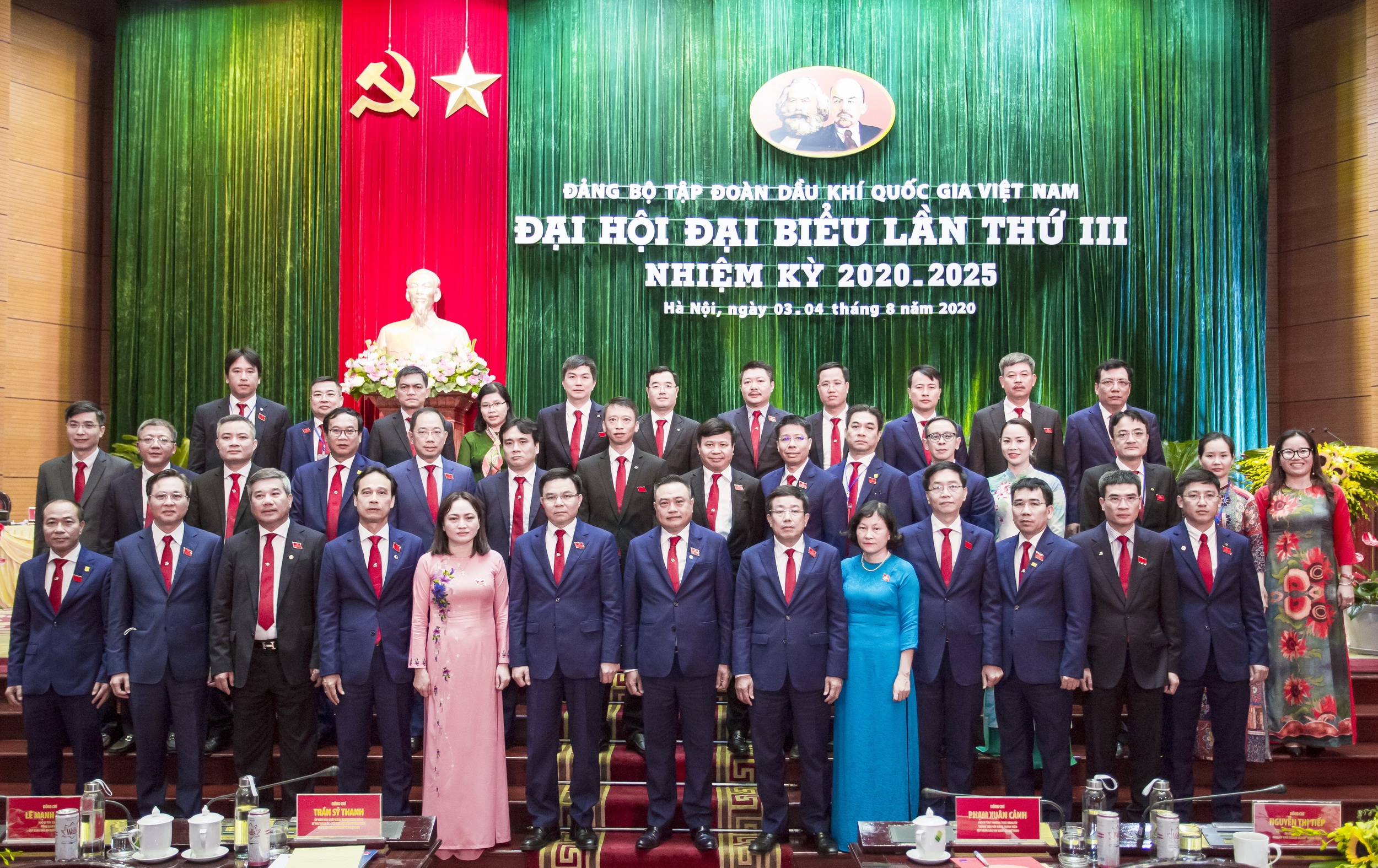 phat huy vai tro chu luc cua pv gas trong thuc hien chien luoc va quy hoach phat trien nganh cong nghiep khi viet nam
