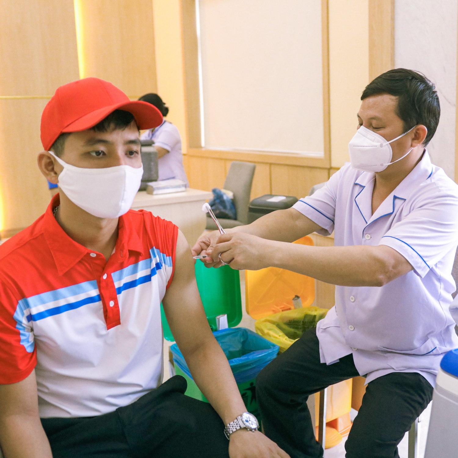 bảo đảm điều kiện an toàn bảo vệ sức khỏe NLĐ và cộng đồng  