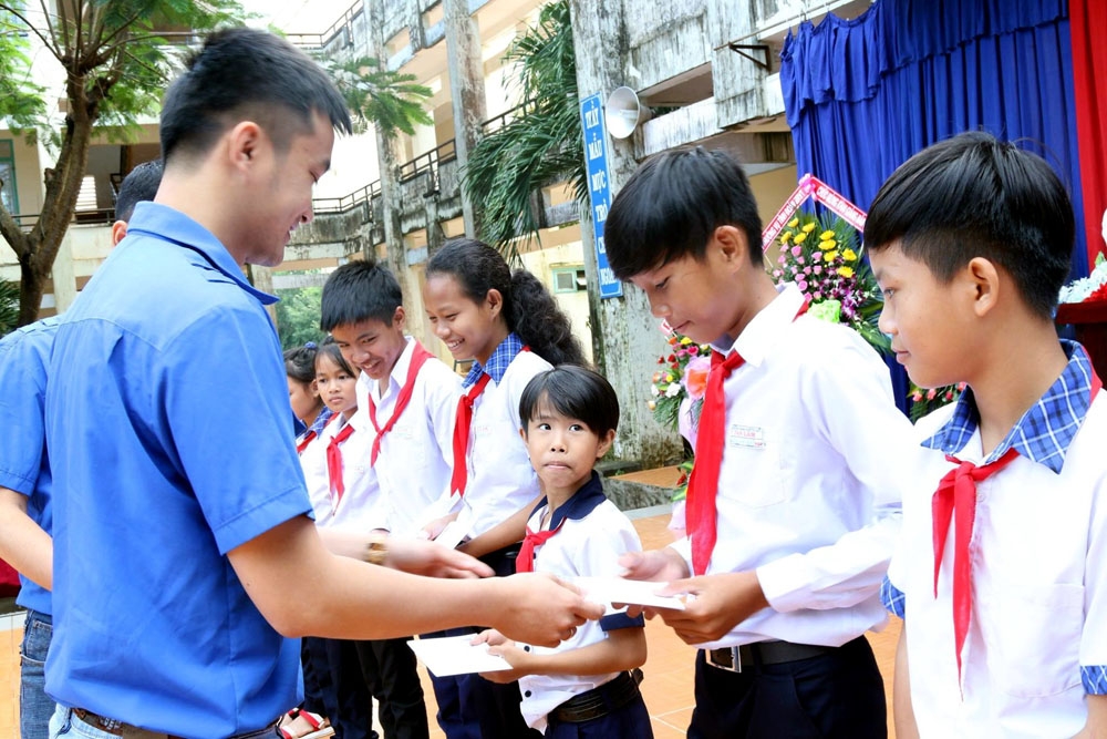 pv gas to chuc nhieu hoat dong thiet thuc chao mung tuoi 28