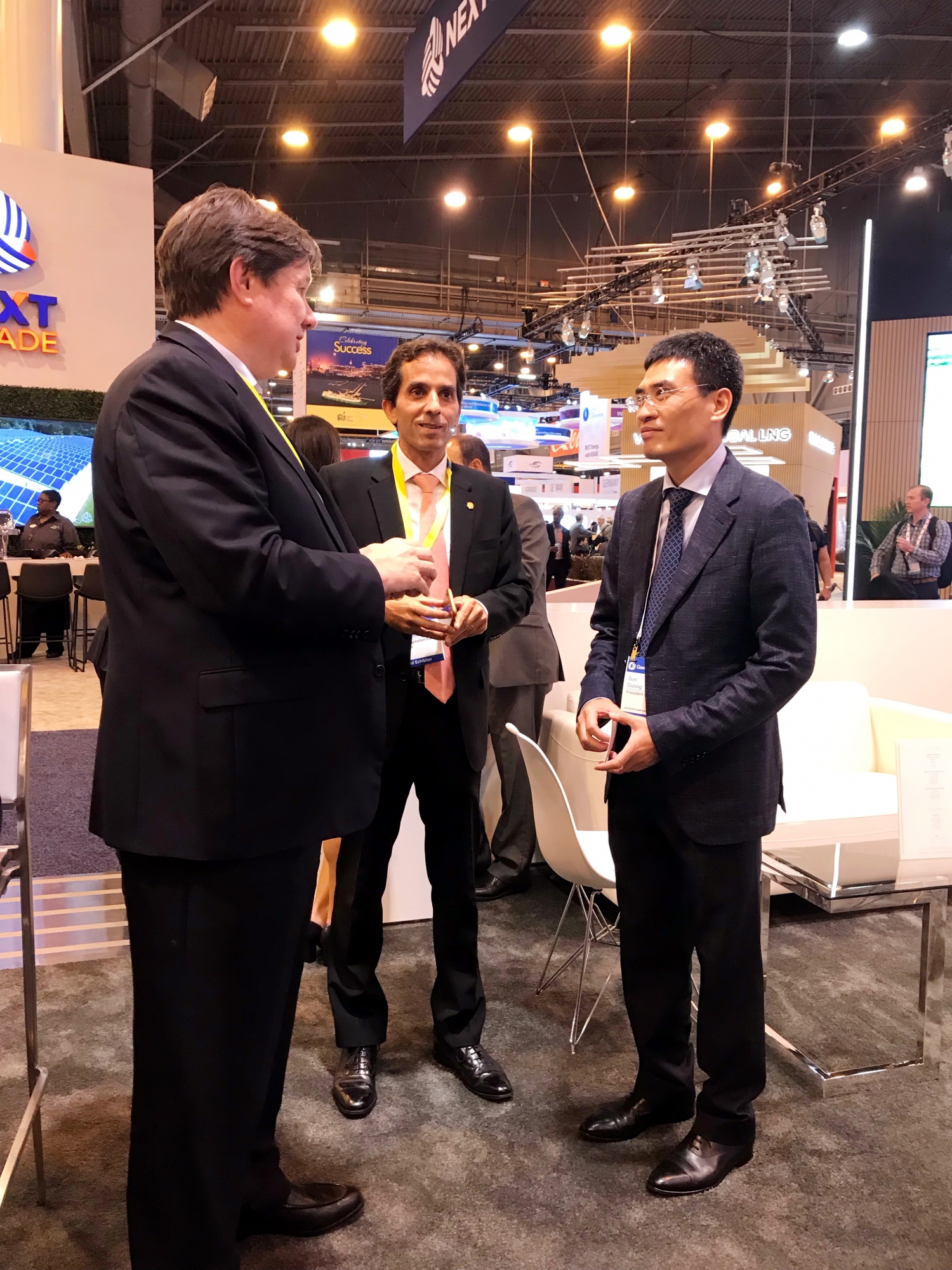 tong giam doc pv gas duong manh son tham du gastech 2019