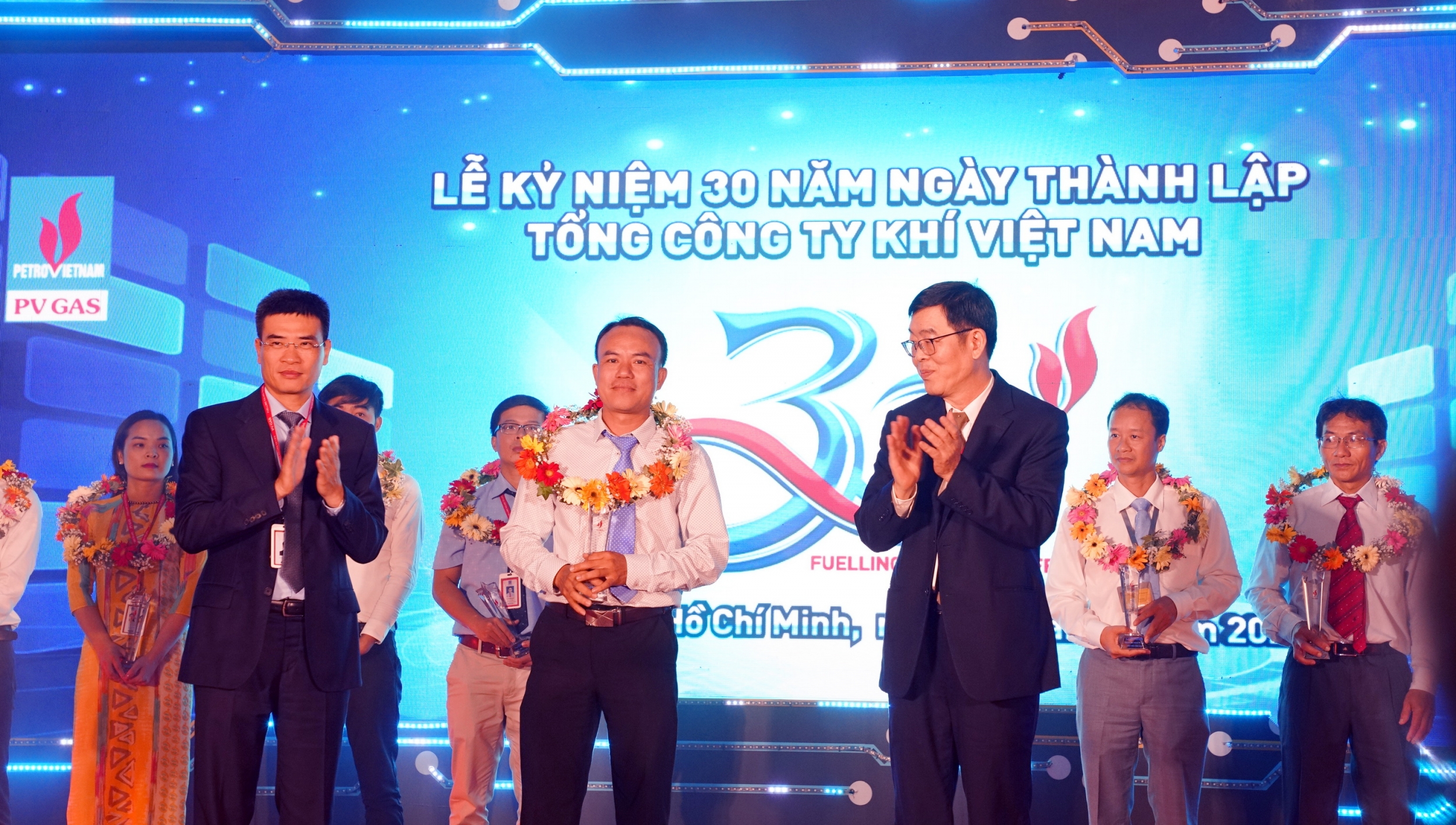 2202-10tuyen-duong-ca-nhan-xs