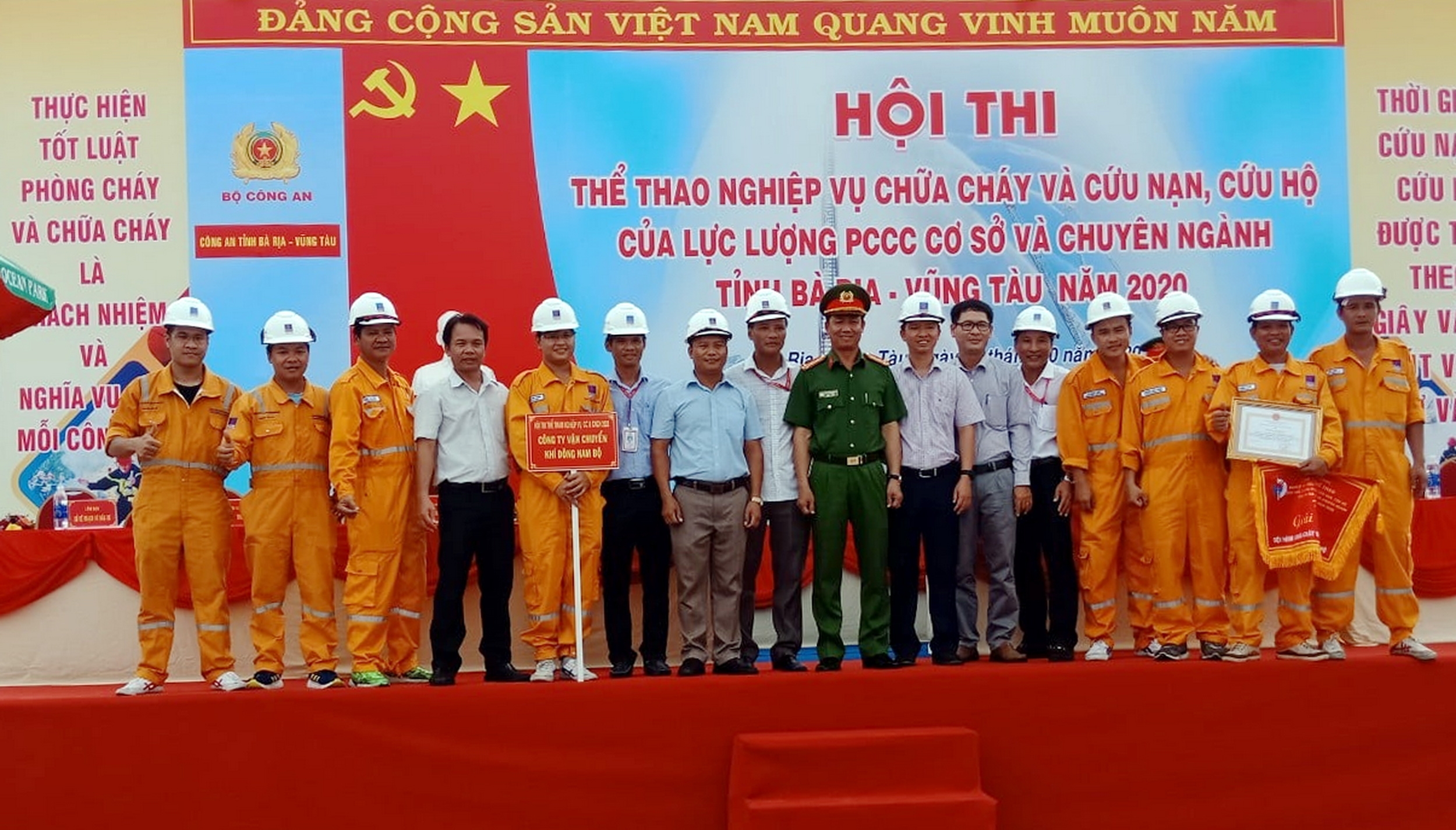 5016-3-doi-kdn-giai-nhi-hoi-thi