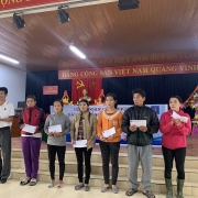 PTSC Quảng Bình ủng hộ đồng bào thiệt hại do lũ lụt