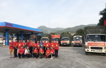15 ngày với 328 tỷ đồng là tấm lòng Petrovietnam cùng các đơn vị thành viên gửi tới đồng bào miền Trung bị bão lũ và người nghèo trong cả nước