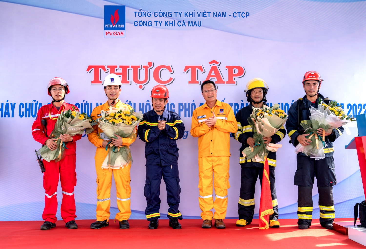 Khen thưởng các lực lượng đã tham gia và hoàn thành thắng lợi đợt diễn tập 2022   