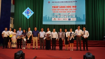 Học bổng Đạm Cà Mau – nấc thang bước tiếp cuộc đời