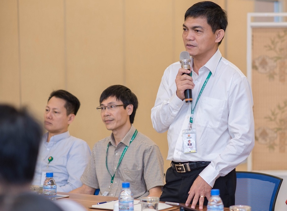 dam ca mau doi thoai dinh ky voi nguoi lao dong thuc hanh tiet kiem chong lang phi