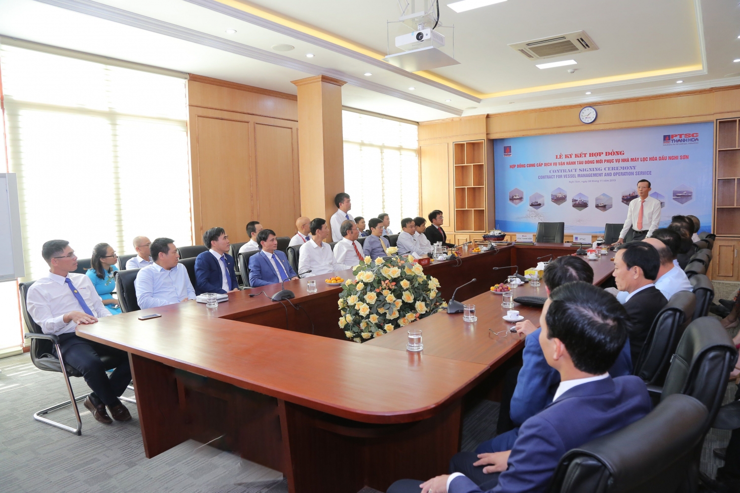 ptsc va ptsc thanh hoa ky ket hop dong van hanh doi tau dong moi