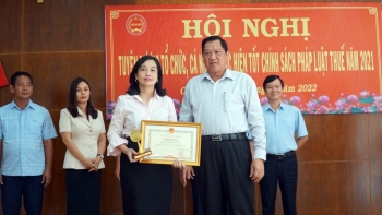 Petrovietnam được tỉnh Cà Mau tuyên dương doanh nghiệp nộp thuế tiêu biểu năm 2021